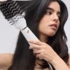 Airebrush_White_Tool_in_Use_A_2_1e7eaa5e-49c5-42b4-9ae8-177497c3e6b2-1.jpg AIREBRUSH